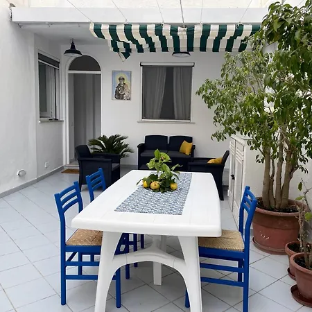 Feriehus Casa Fiorella - Casa Indipendente Centro