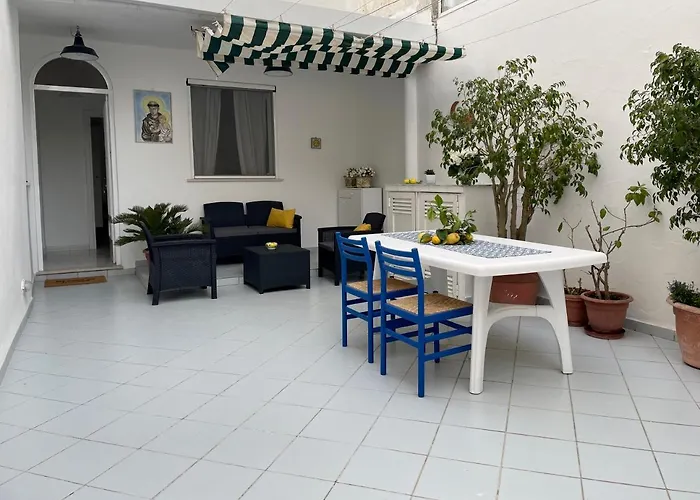 Σπίτι διακοπών Casa Fiorella - Casa Indipendente Centro Ανακάπρι