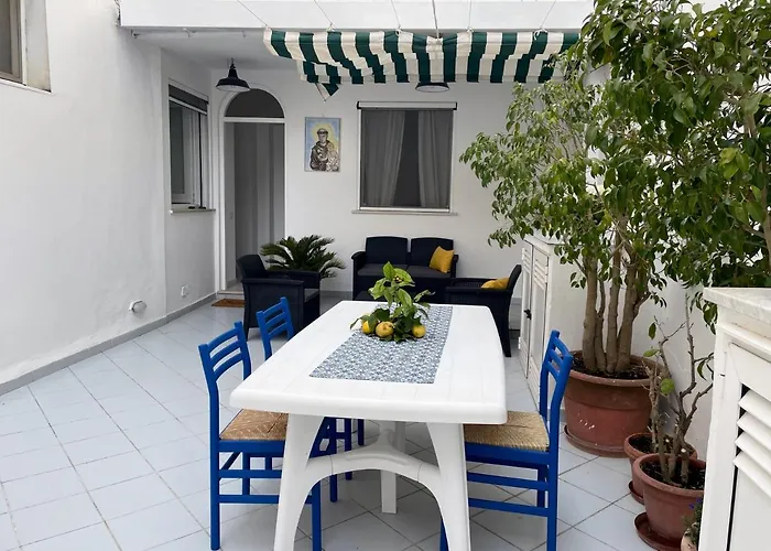 Holiday home Casa Fiorella - Casa Indipendente Centro