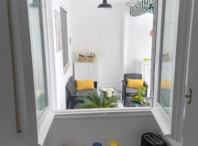 Holiday home Casa Fiorella - Casa Indipendente Centro Anacapri (Isola di Capri)